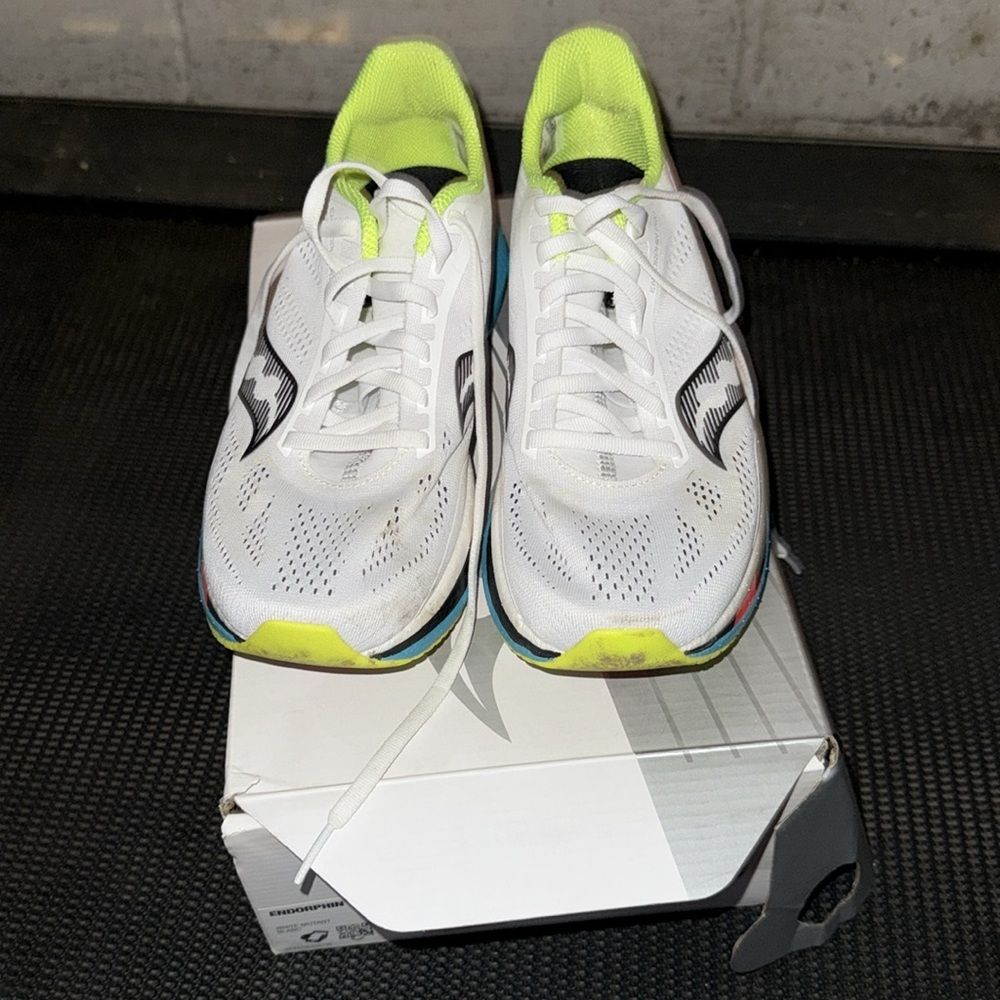 Saucony Endorphin Pro Running Shoes